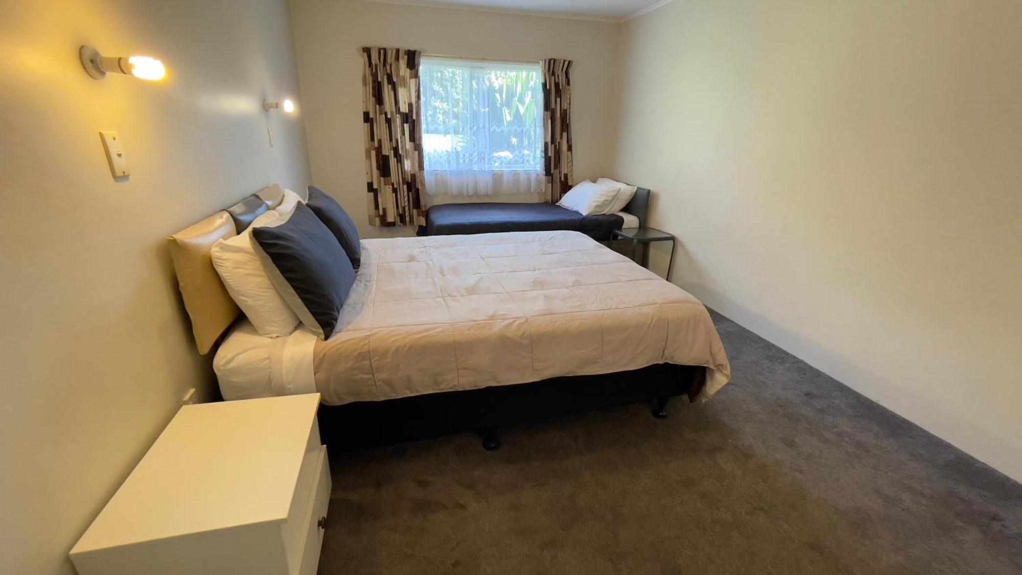 Waiuku Motel Exterior photo