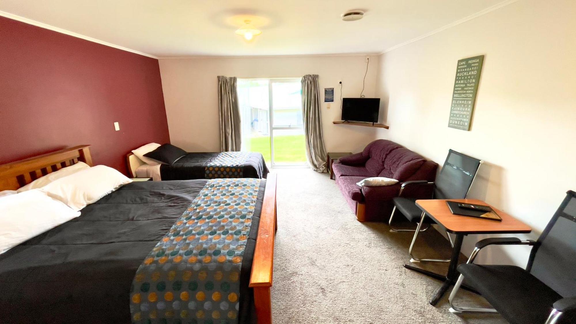 Waiuku Motel Exterior photo