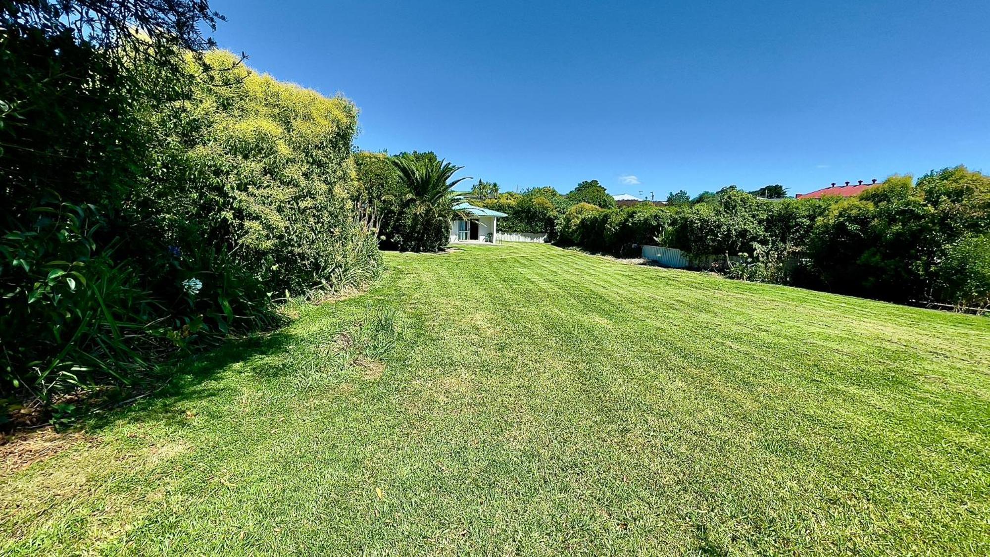 Waiuku Motel Exterior photo